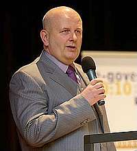 Ing.&nbsp;Jaroslav Mr�z, vrchn� �editel sekce pro informatiku a e-government MV&nbsp;�R